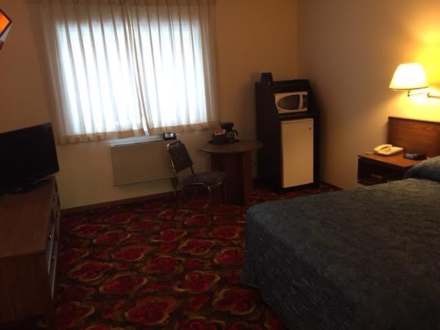 Royal Hotel Flin Flon 外观 照片