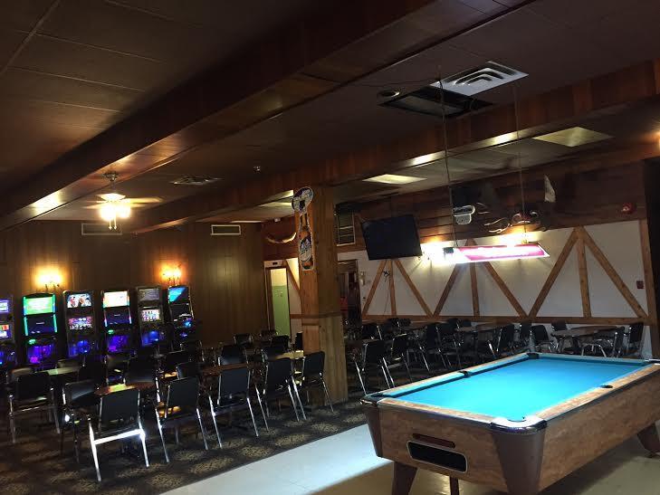 Royal Hotel Flin Flon 外观 照片